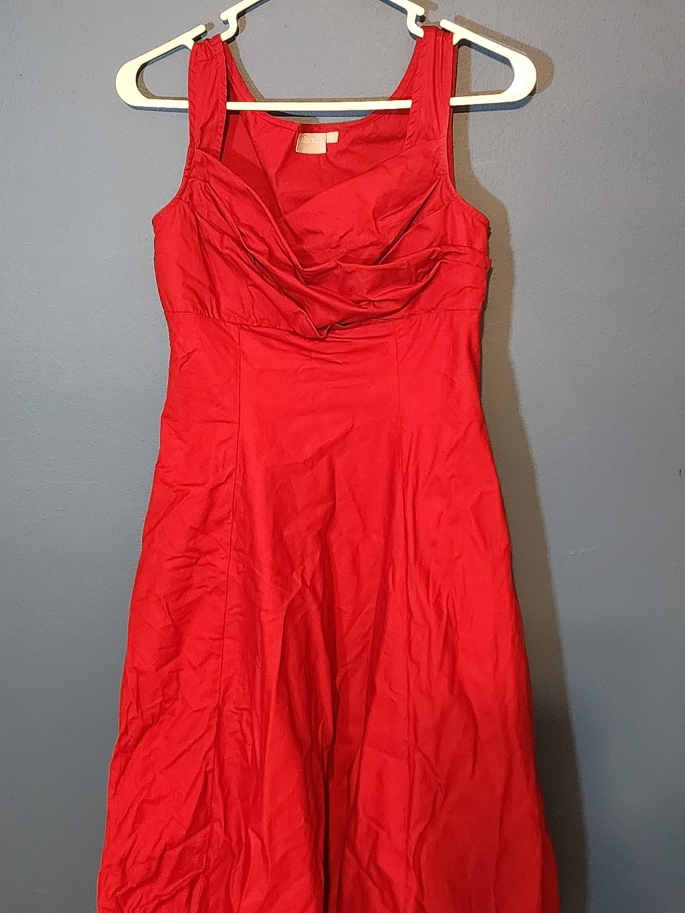 Eshakti Red Sleeveless Midi Dress with Draped Bodice